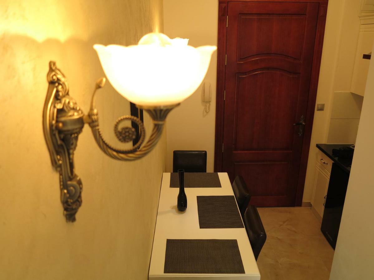 Small Luxury Kapitol Apartment Wiedeń Zewnętrze zdjęcie