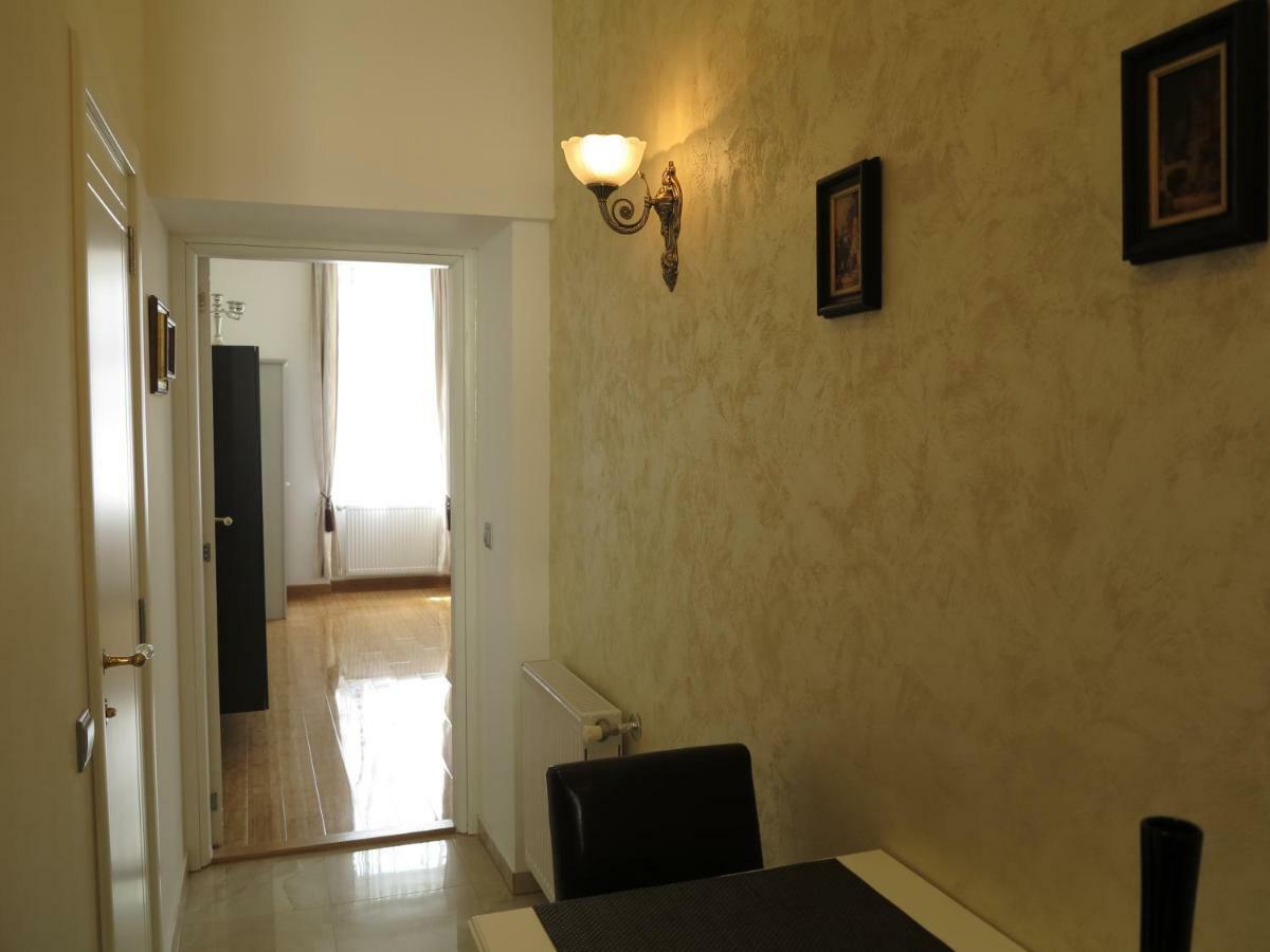 Small Luxury Kapitol Apartment Wiedeń Zewnętrze zdjęcie