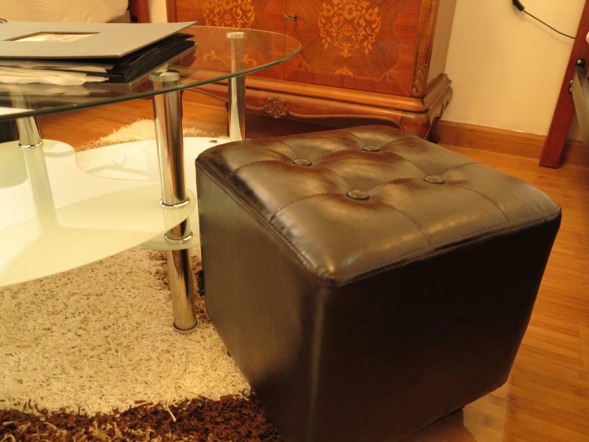 Small Luxury Kapitol Apartment Wiedeń Zewnętrze zdjęcie