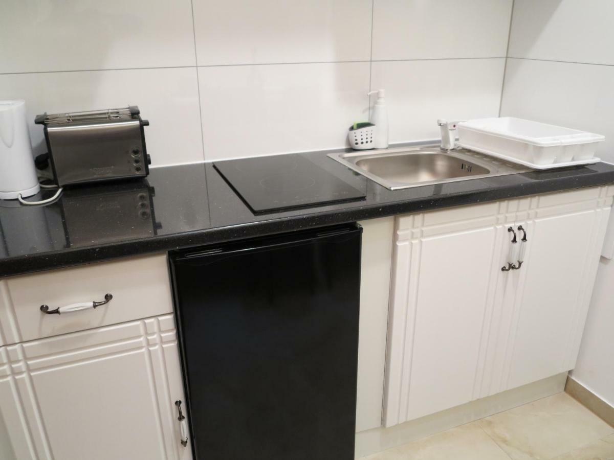 Small Luxury Kapitol Apartment Wiedeń Zewnętrze zdjęcie